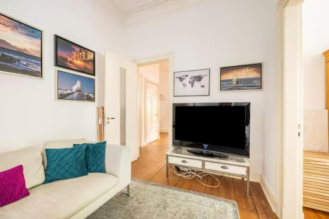 Großzügige 185m2-Altbauwohnung in Bestlage 7Zimmer-2Bäder-2Küchen-2WCs Hamburgo Exterior foto