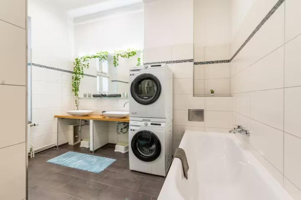 Großzügige 185m2-Altbauwohnung in Bestlage 7Zimmer-2Bäder-2Küchen-2WCs Hamburgo Exterior foto