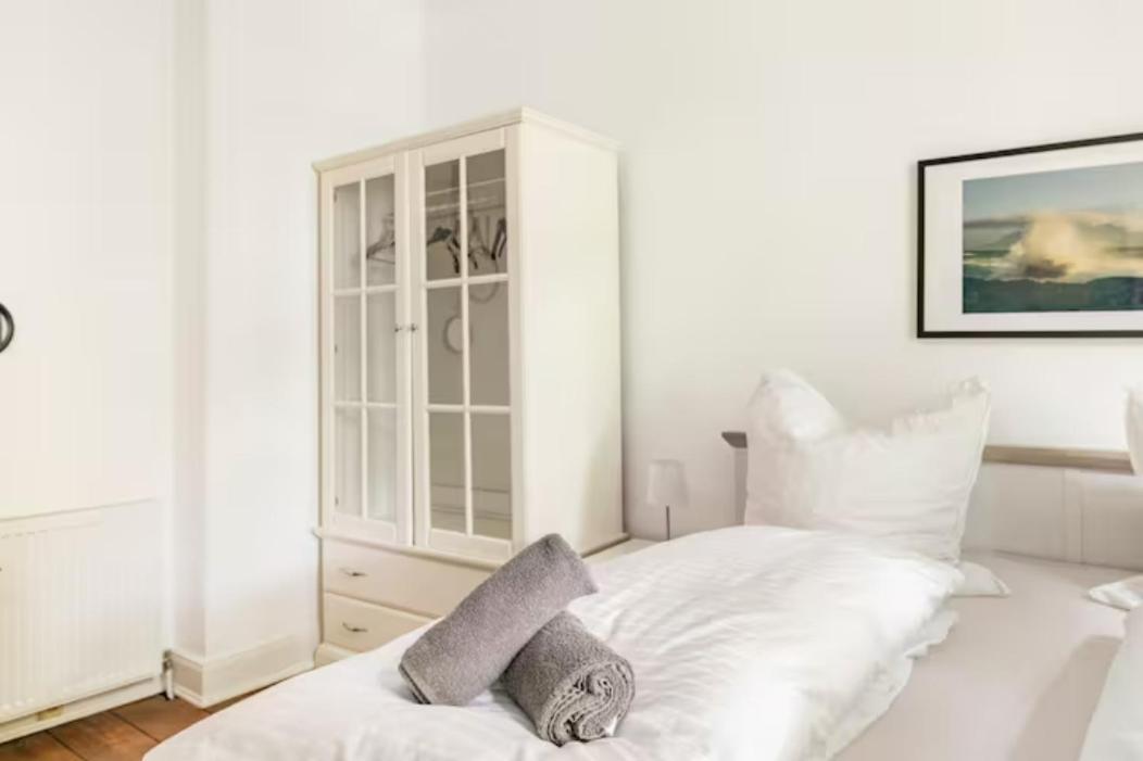 Großzügige 185m2-Altbauwohnung in Bestlage 7Zimmer-2Bäder-2Küchen-2WCs Hamburgo Exterior foto